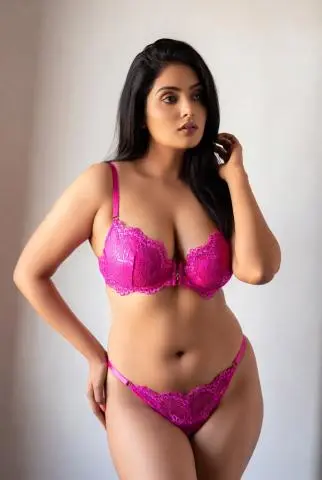 Relish a top-class nude massage with me.